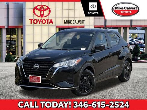 Used 2024 Nissan Kicks S FWD image 1
