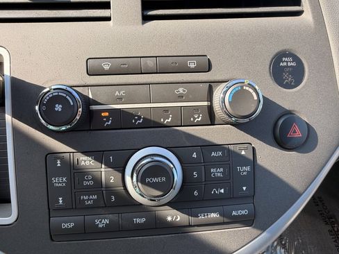 Used 2009 Nissan Quest w/ Seat Pkg image 13