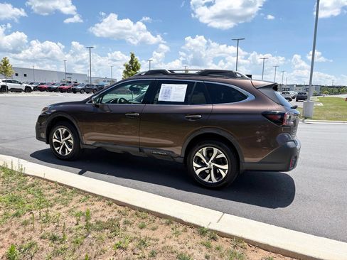 Used 2020 Subaru Outback Touring w/ Popular Package #2 AWD/4WD image 5