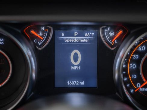 Used 2023 Jeep Wrangler Sport S AWD/4WD image 38