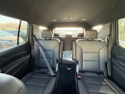 Used 2025 Chevrolet Traverse Z71 w/ Driver Confidence Package image 20