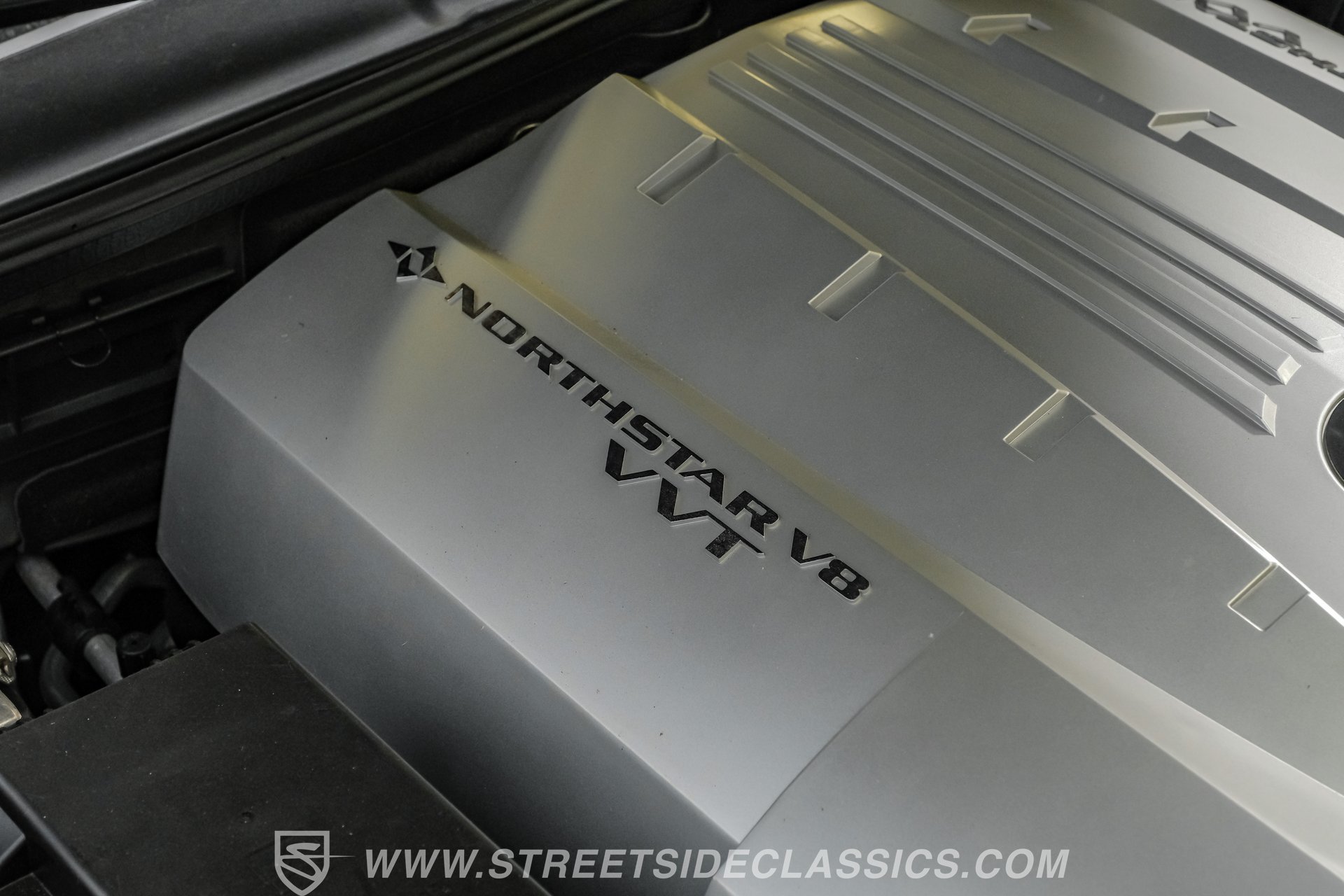 Used 2005 Cadillac XLR RWD image 40