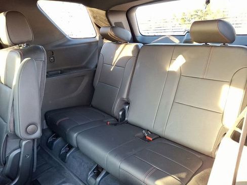 Used 2023 Chevrolet Traverse RS w/ LPO, Floor Liner Package image 16