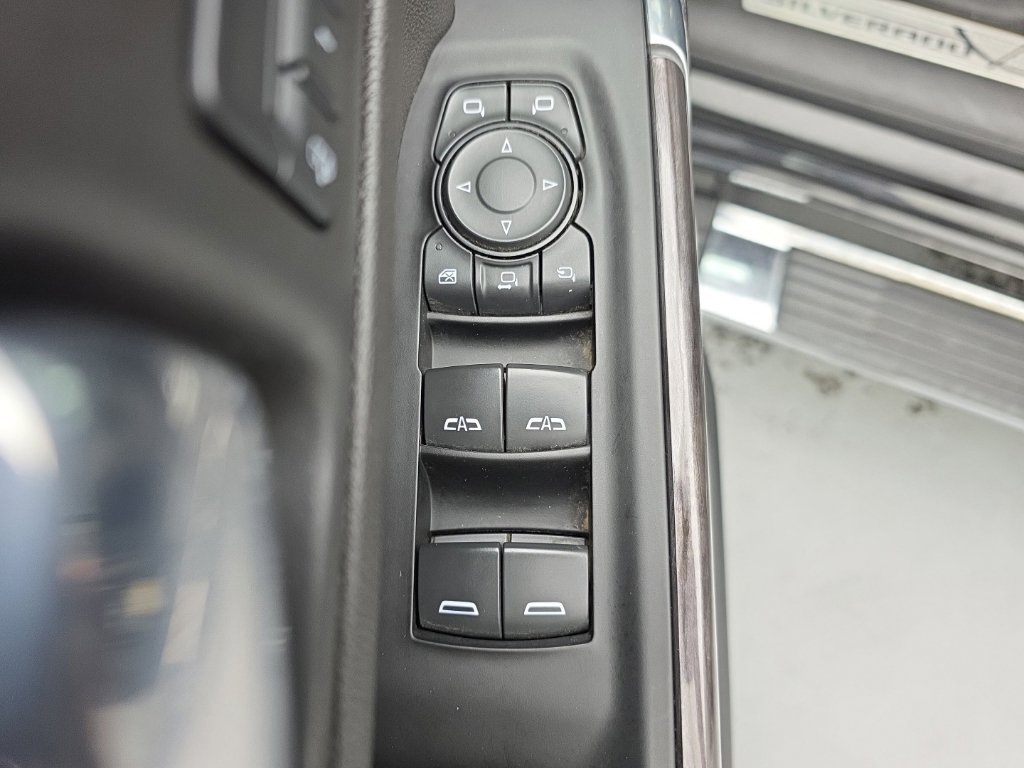 Used 2022 Chevrolet Silverado 3500 LTZ w/ LTZ Premium Package AWD/4WD image 21