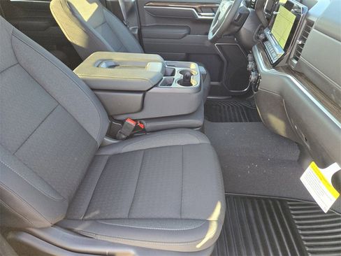 New 2026 Chevrolet Silverado 1500 LT w/ Convenience Package II image 6