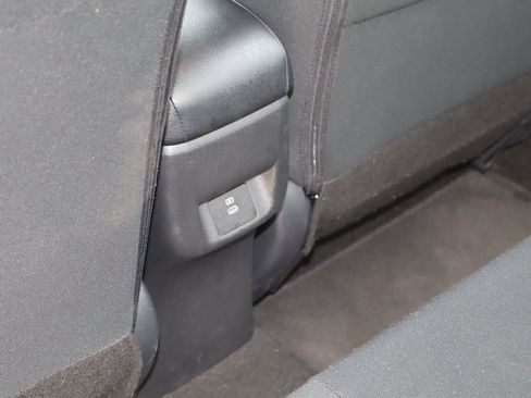 Used 2024 Nissan Versa SV FWD image 17