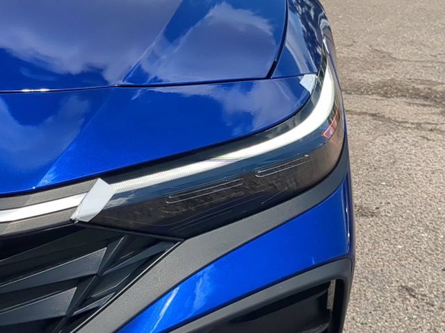 New 2025 Hyundai Elantra SEL FWD image 10