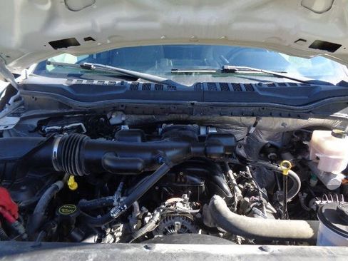 Used 2019 Ford F550 4x4 Regular Cab Super Duty image 37