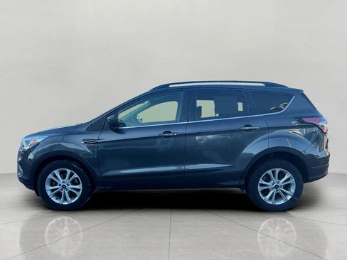 Used 2018 Ford Escape SE image 8