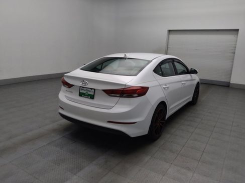 Used 2017 Hyundai Elantra SE image 9
