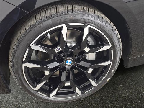 New 2026 BMW 330i xDrive 330i xDrive w/ M Sport Package image 34