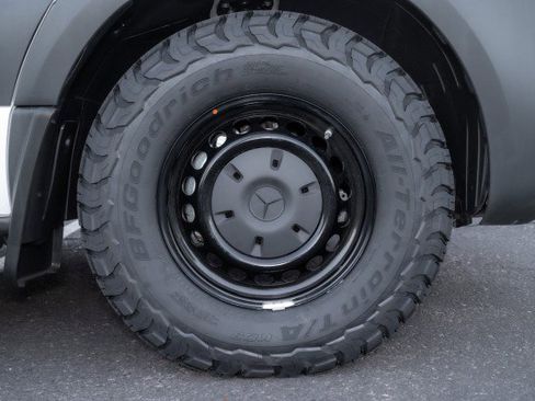 Used 2024 Mercedes-Benz Sprinter 2500 image 10