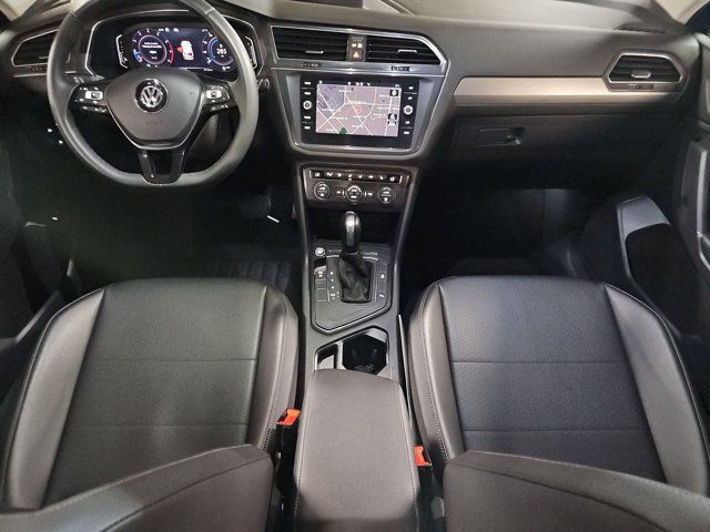 Used 2020 Volkswagen Tiguan SEL w/ Tiguan Three-Row MDO Package FWD image 19