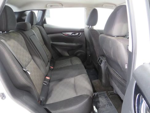 Used 2017 Nissan Rogue Sport SV w/ SV All-Weather Package image 12