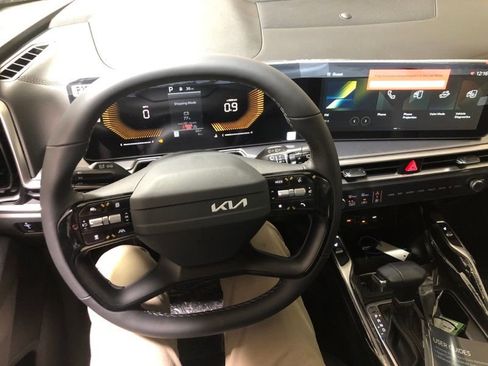 New 2026 Kia Sorento S w/ S Panoramic Sunroof Package FWD image 24