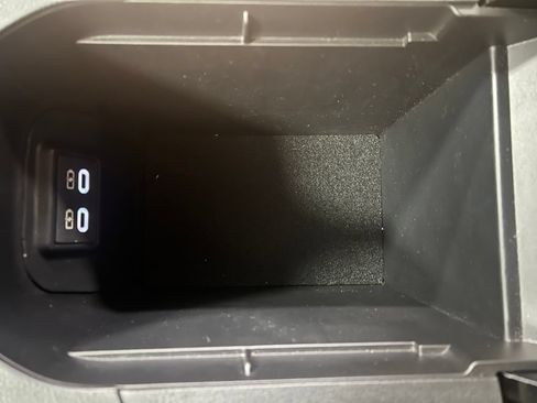 Used 2024 Toyota RAV4 LE AWD/4WD image 29