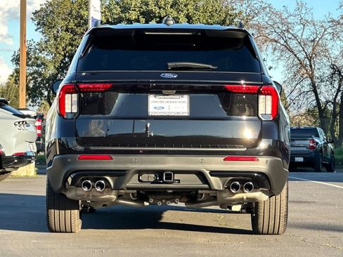New 2026 Ford Explorer ST w/ Sun And Sound Package image 7