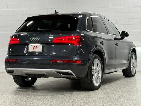 Used 2018 Audi Q5 2.0T Premium Plus w/ Premium Plus Package AWD/4WD image 6