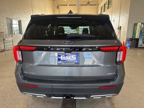 New 2026 Ford Explorer Active image 6