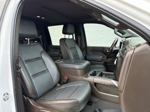 Used 2022 GMC Sierra 2500 Denali w/ Denali Ultimate Package image 14