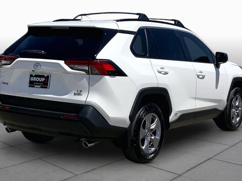 Used 2025 Toyota RAV4 LE AWD/4WD image 13
