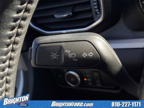 Used 2023 Ford Explorer XLT w/ Equipment Group 202A image 18