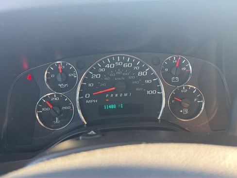 Certified 2024 GMC Savana 2500 w/ Driver Convenience Package image 9