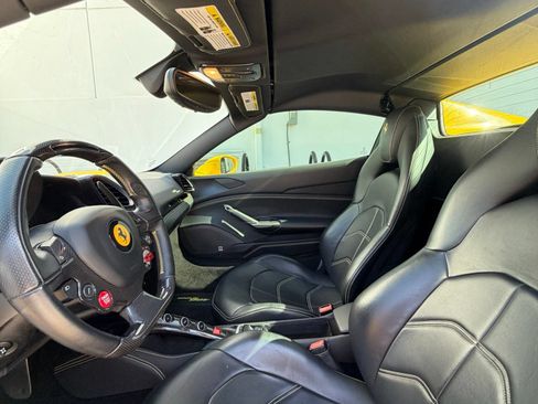 Used 2017 Ferrari 488 Spider RWD image 9