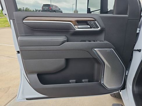 New 2026 Chevrolet Silverado 2500 High Country AWD/4WD image 22