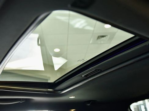 Used 2019 Dodge Challenger R/T Scat Pack image 22