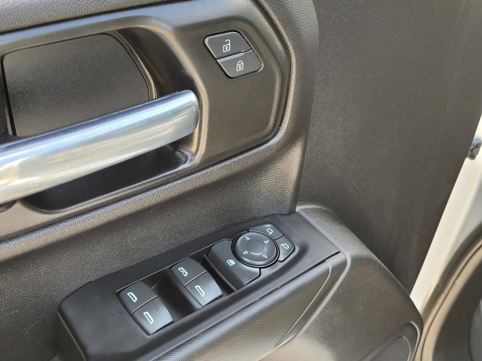 Used 2022 Chevrolet Silverado 1500 Custom w/ LPO, Dark Essentials Package RWD image 20