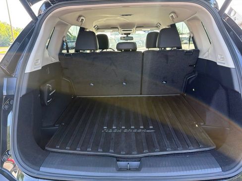Used 2025 Nissan Rogue SV w/ Rock Creek Premium Package AWD/4WD image 8