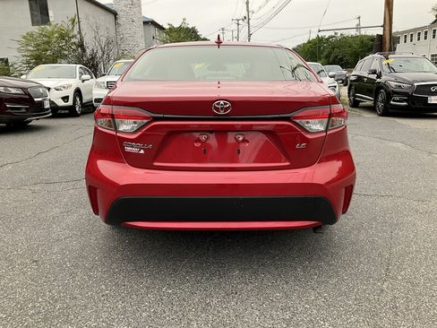 Used 2021 Toyota Corolla LE FWD image 6