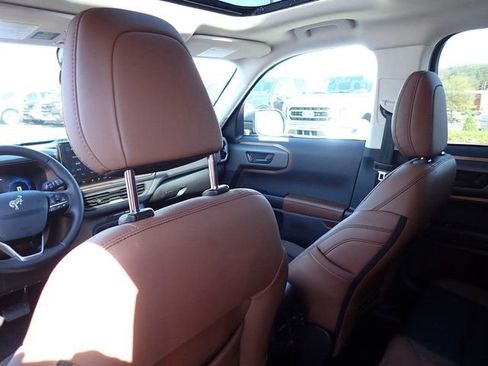 Certified 2025 Ford Bronco Sport Outer Banks w/ Outer Banks Tech Package+ AWD/4WD image 17