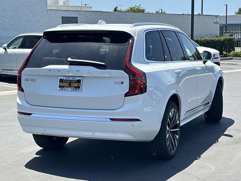 New 2026 Volvo XC90 B5 Plus AWD/4WD image 6
