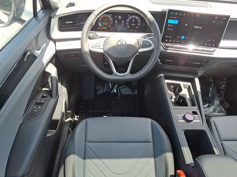 New 2026 Volkswagen Tiguan SE AWD/4WD image 7