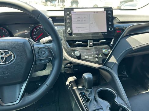 Used 2024 Toyota Camry XSE FWD image 16