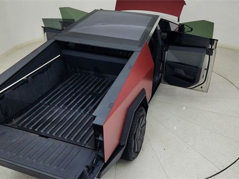 Used 2024 Tesla Cybertruck Cyberbeast image 82