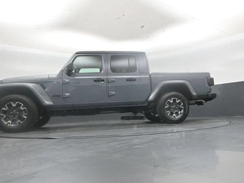 New 2026 Jeep Gladiator Sport AWD/4WD image 43