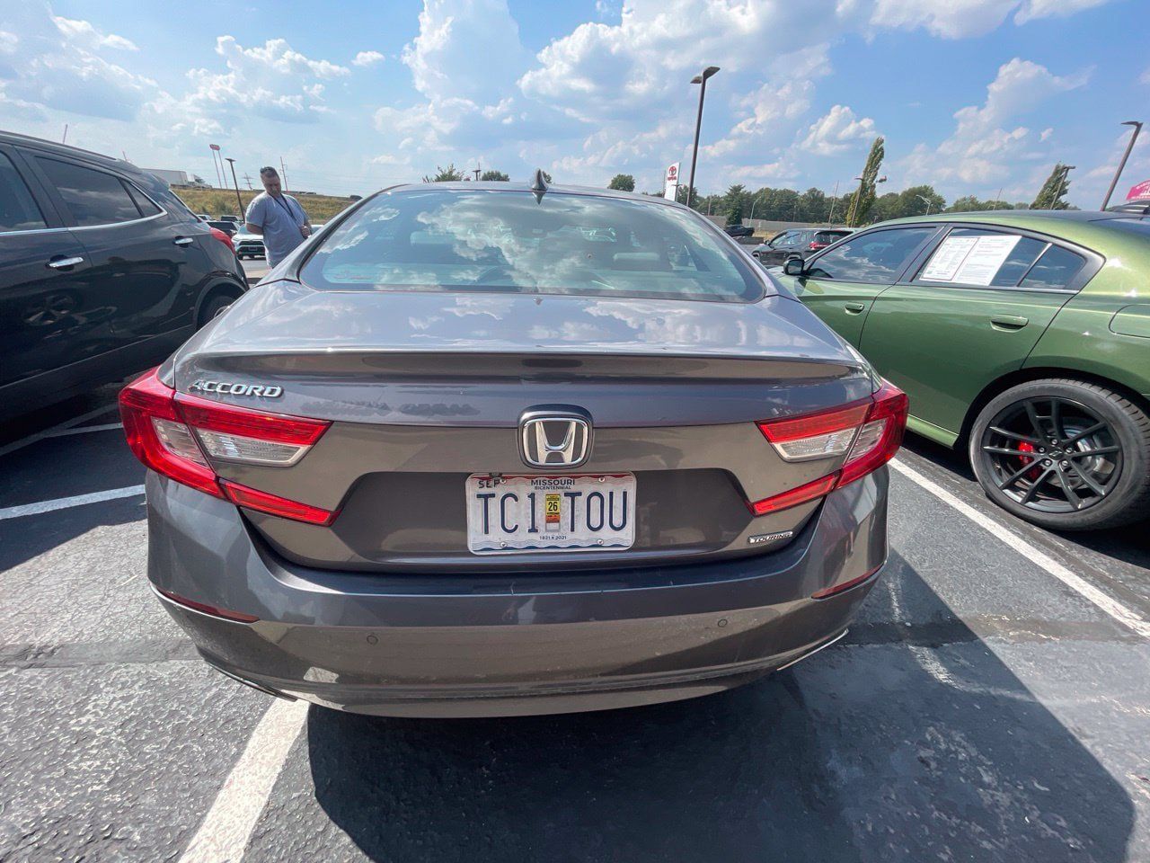 Used 2018 Honda Accord Touring image 14