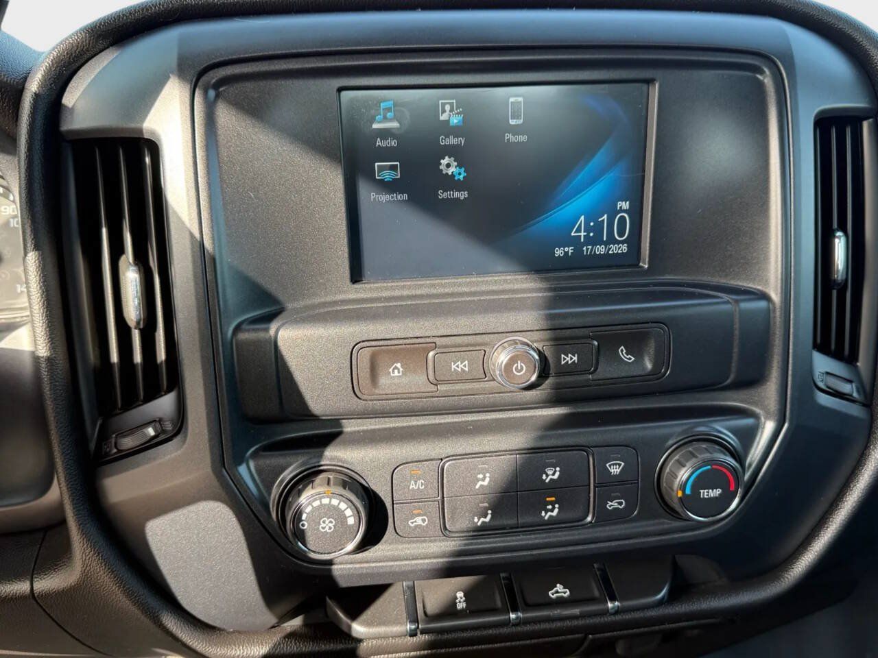 Used 2017 Chevrolet Silverado 1500 W/T AWD/4WD image 15