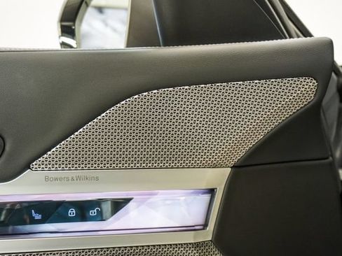 Used 2023 BMW 740i RWD image 22