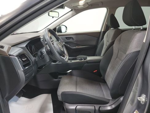 Used 2021 Nissan Rogue S image 34