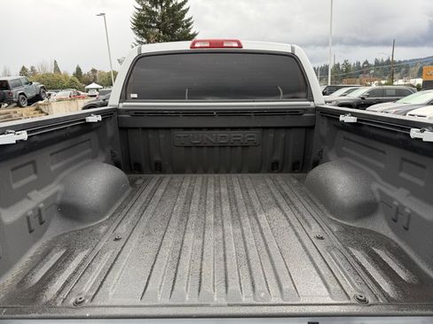 Used 2018 Toyota Tundra SR5 w/ TRD Off Road Package image 11