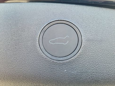 Used 2023 Tesla Model 3 Standard Range RWD image 7