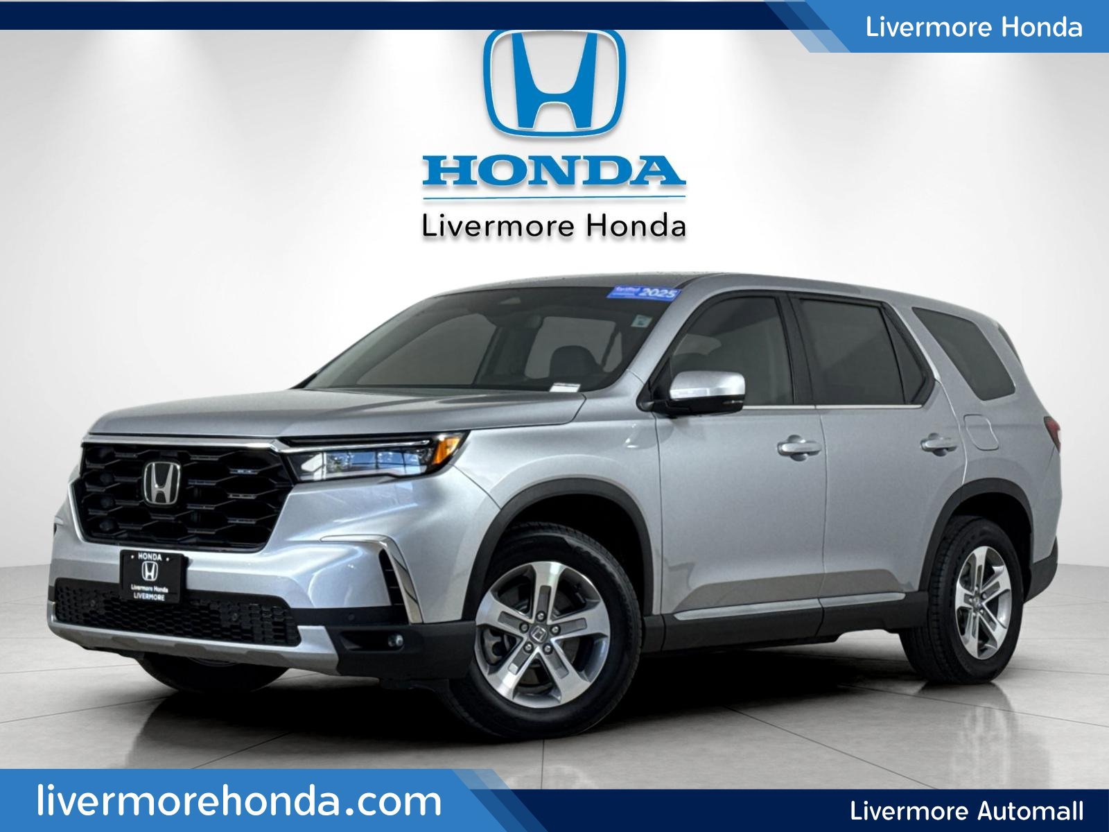 Certified 2025 Honda Pilot EX-L image 1