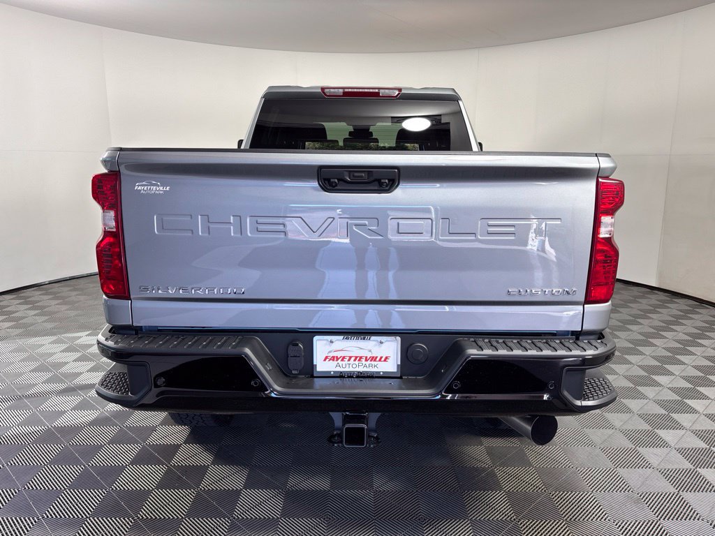 New 2026 Chevrolet Silverado 2500 Custom w/ Custom Value Package AWD/4WD image 10