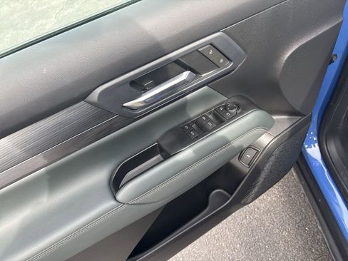 Used 2026 GMC Terrain AT4 image 15