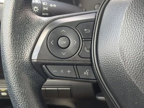 Certified 2025 Toyota Corolla LE image 22