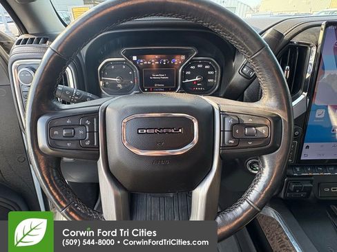 Used 2023 GMC Sierra 3500 Denali w/ Technology Package image 10